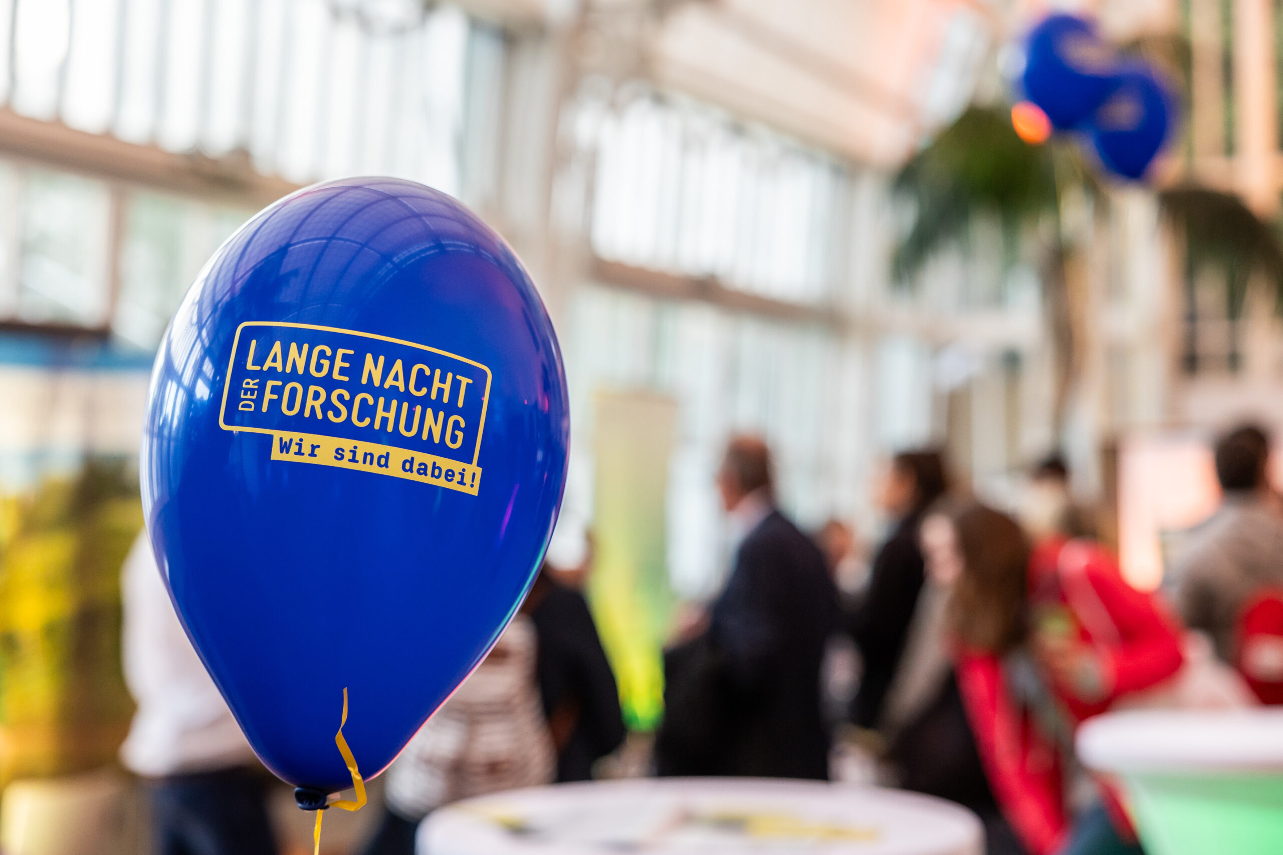 Luftballon der Langen Nacht der Forschung